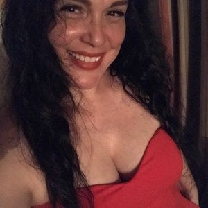 Meet your Posher, Alicia